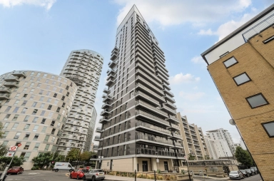 Province Square, Blackwall, E14