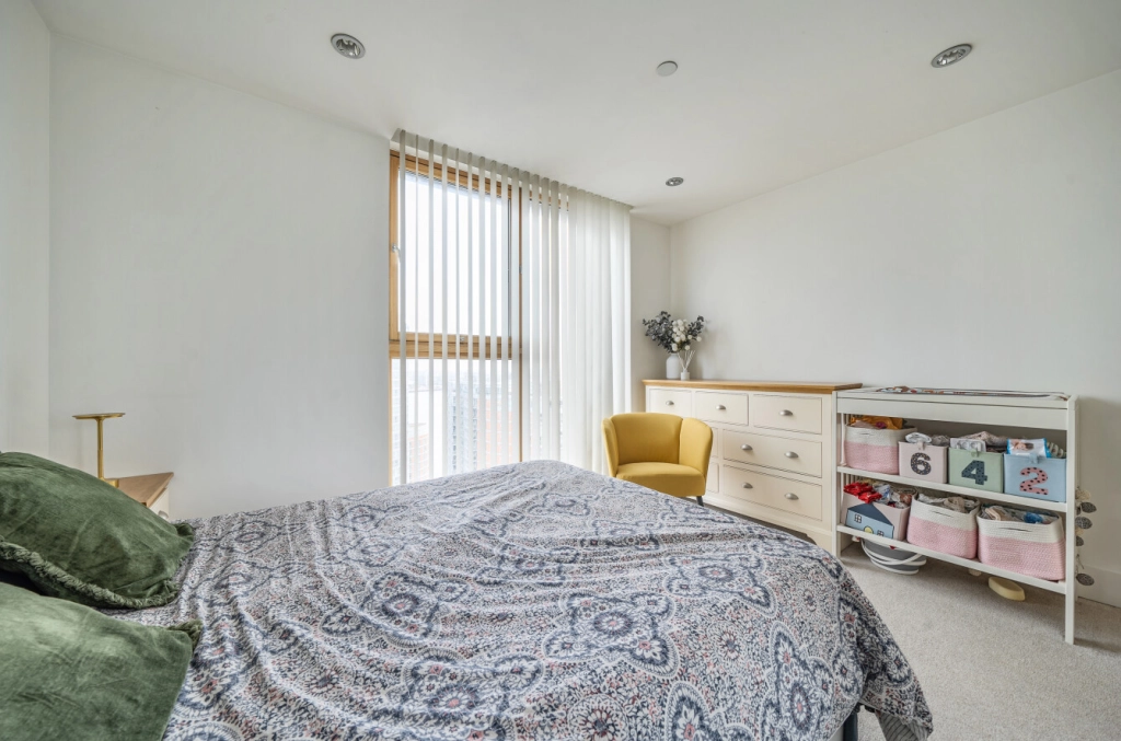 2 bedrooms apartments/flats for sale in Province Square, Blackwall - E14 view 15