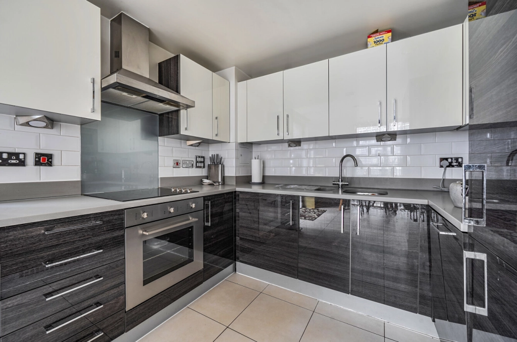 2 bedrooms apartments/flats for sale in Province Square, Blackwall - E14 view 12