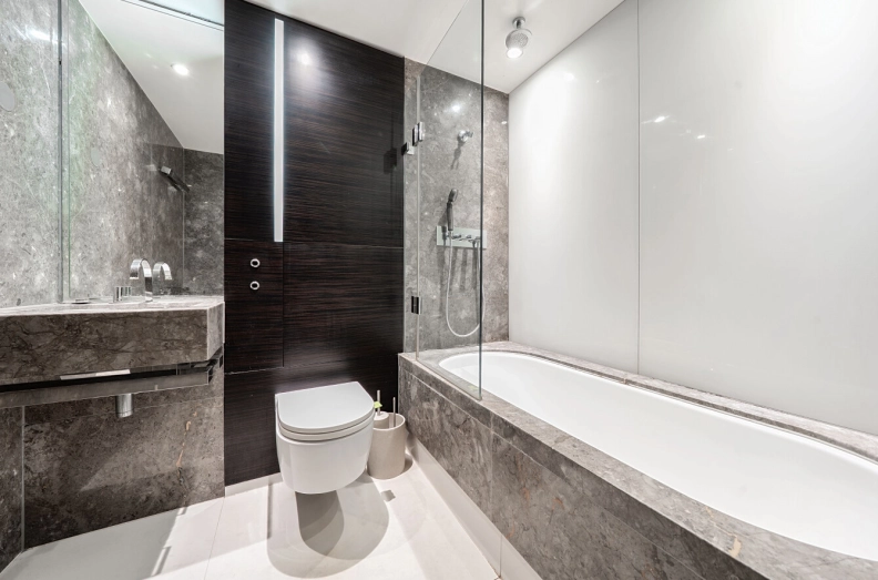 1 bedroom apartments/flats for sale in Pan Peninsula Square, South Quay - E14 view 7