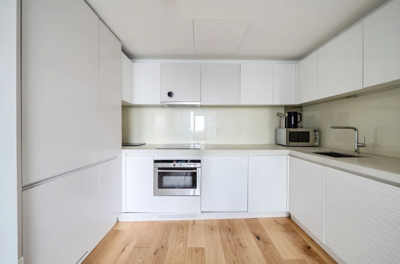 1 bedroom apartments/flats for sale in Pan Peninsula Square, South Quay - E14 view 14