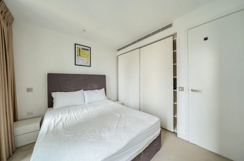 1 bedroom apartments/flats for sale in Pan Peninsula Square, South Quay - E14 view 16