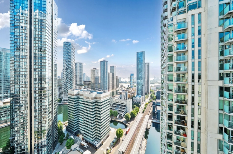 1 bedroom apartments/flats for sale in Pan Peninsula Square, South Quay - E14 view 2