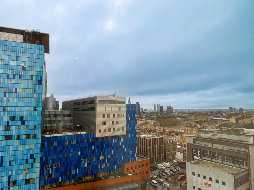 Studio apartments/flats for sale in Cendal Crescent, Whitechapel - E1 view 7