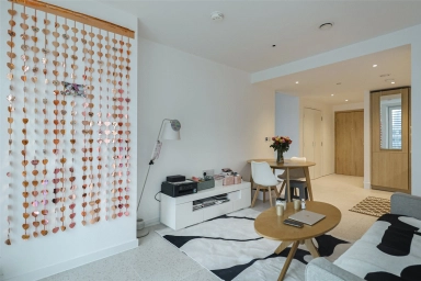 Cendal Crescent, Whitechapel - E1 view 10