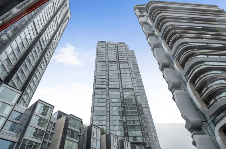 2 bedrooms apartments/flats to sale in Carrara Tower, 1 Bollinder Place, Old Street-image 1