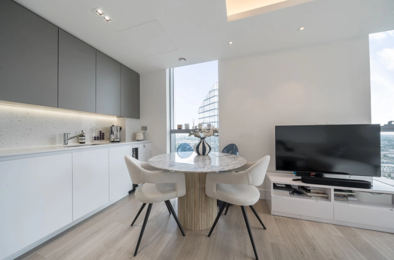 2 bedrooms apartments/flats for sale in Carrara Tower, 1 Bollinder Place, Old Street - EC1V view 10