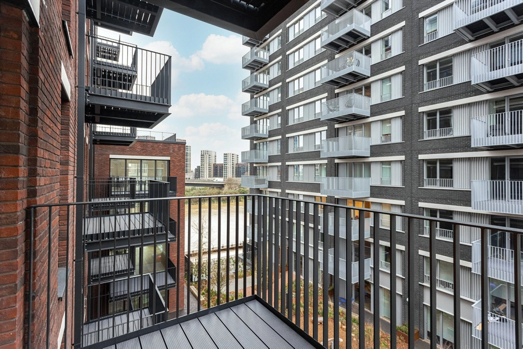 1 bedroom apartments/flats for sale in Goodluck Hope Walk, Blackwall - E14 view 12
