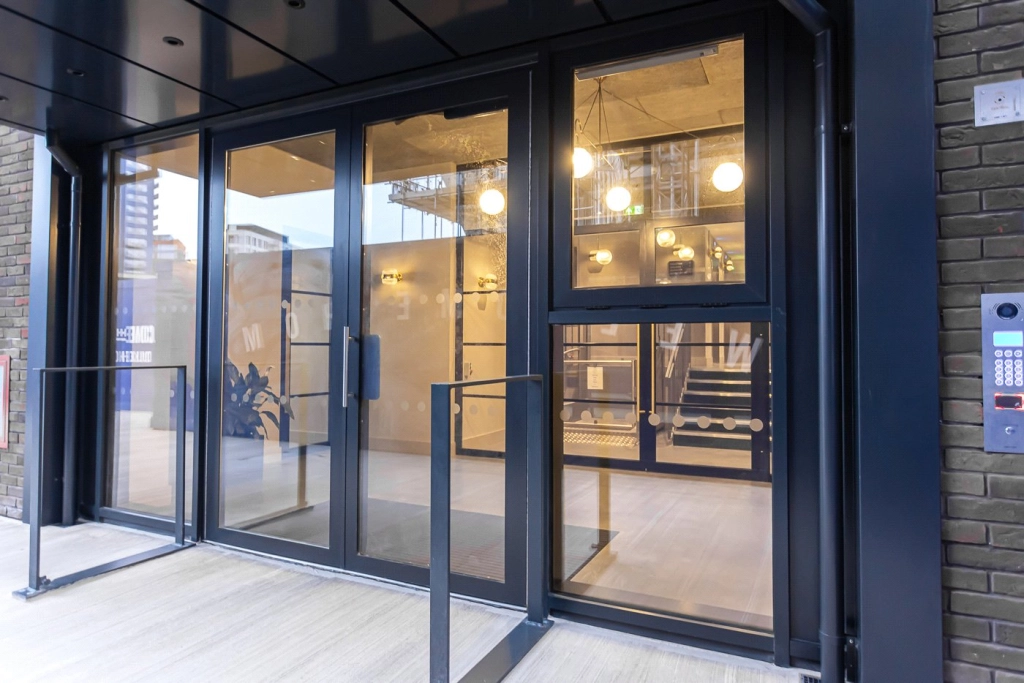 1 bedroom apartments/flats for sale in Goodluck Hope Walk, Blackwall - E14 view 14