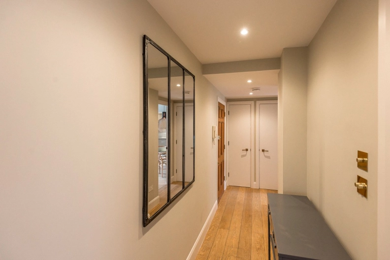 1 bedroom apartments/flats for sale in East Harding Street, London - EC4A view 6