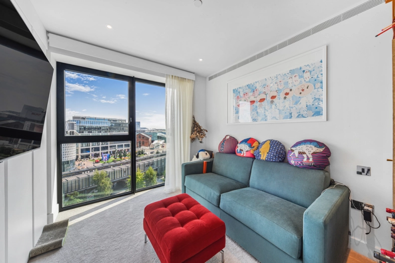 2 bedrooms apartments/flats for sale in Fountain Park Way, White City - W12 view 6