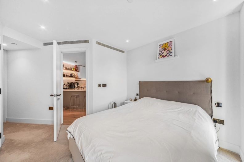 2 bedrooms apartments/flats for sale in Fountain Park Way, White City - W12 view 11