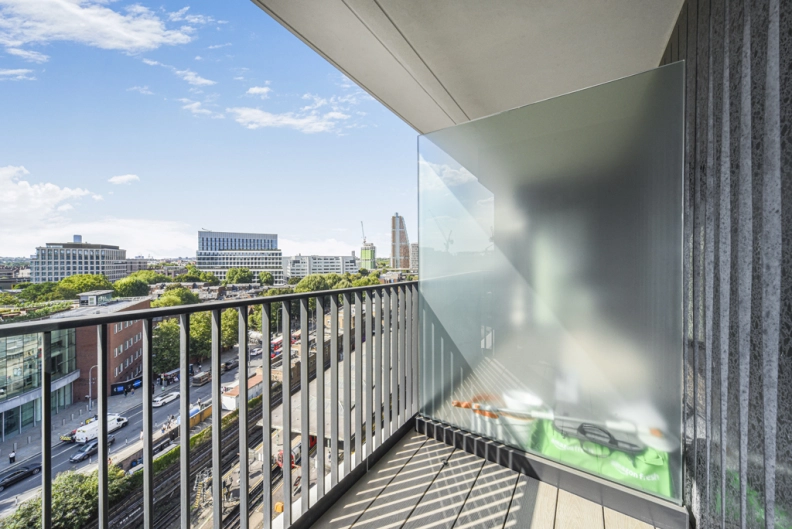 2 bedrooms apartments/flats for sale in Fountain Park Way, White City - W12 view 14