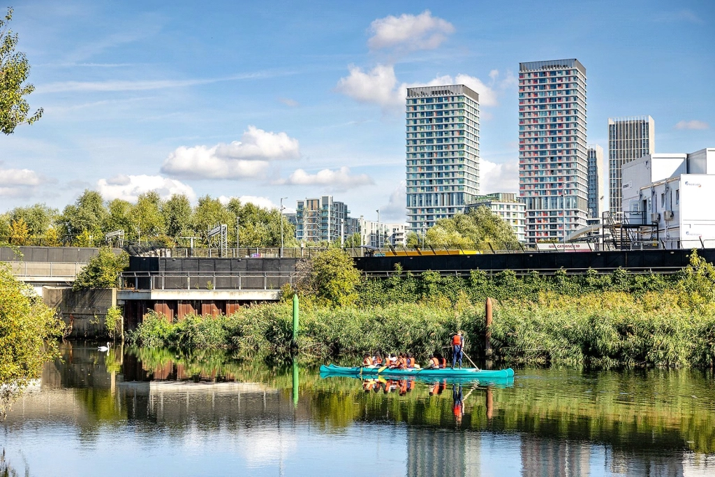 2 bedrooms apartments/flats for sale in Bow Common Lane, London - E3 view 9