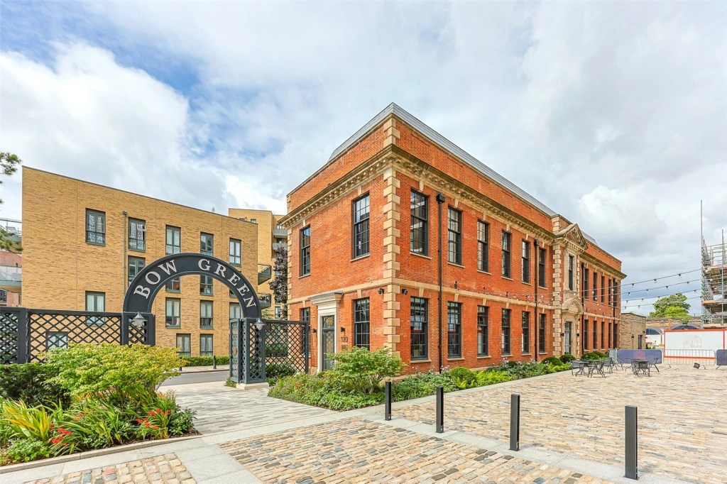 2 bedrooms apartments/flats for sale in Bow Common Lane, London - E3 view 6