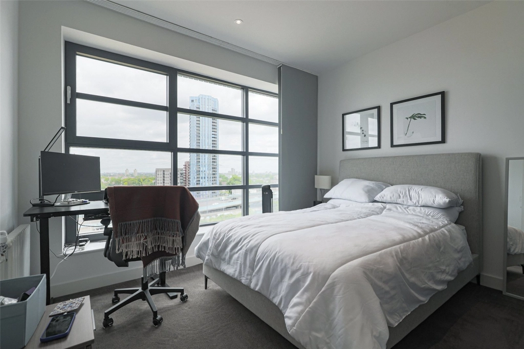 2 bedrooms apartments/flats for sale in Lookout Lane, Canning Town - E14 view 5