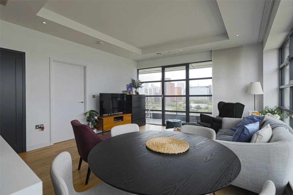 2 bedrooms apartments/flats for sale in Lookout Lane, Canning Town - E14 view 9
