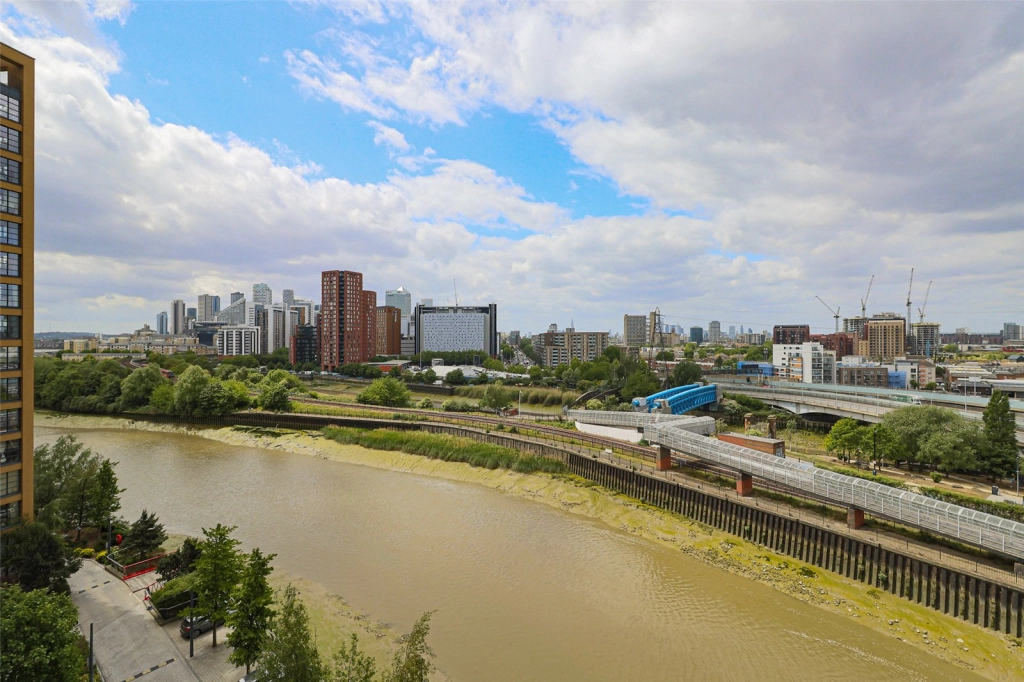 2 bedrooms apartments/flats for sale in Lookout Lane, Canning Town - E14 view 19