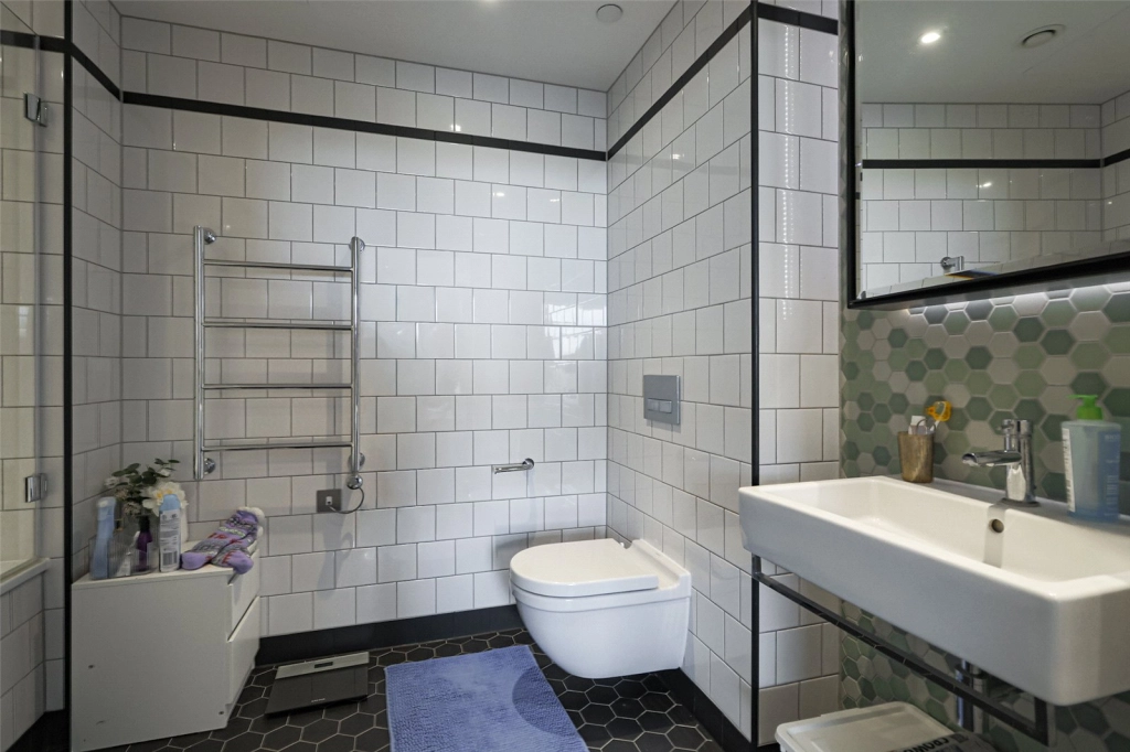 2 bedrooms apartments/flats for sale in Lookout Lane, Canning Town - E14 view 24