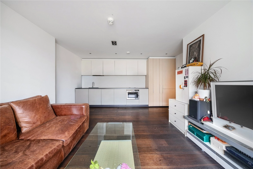 1 bedroom apartments/flats for sale in Wharf Road, Angel - N1 view 9