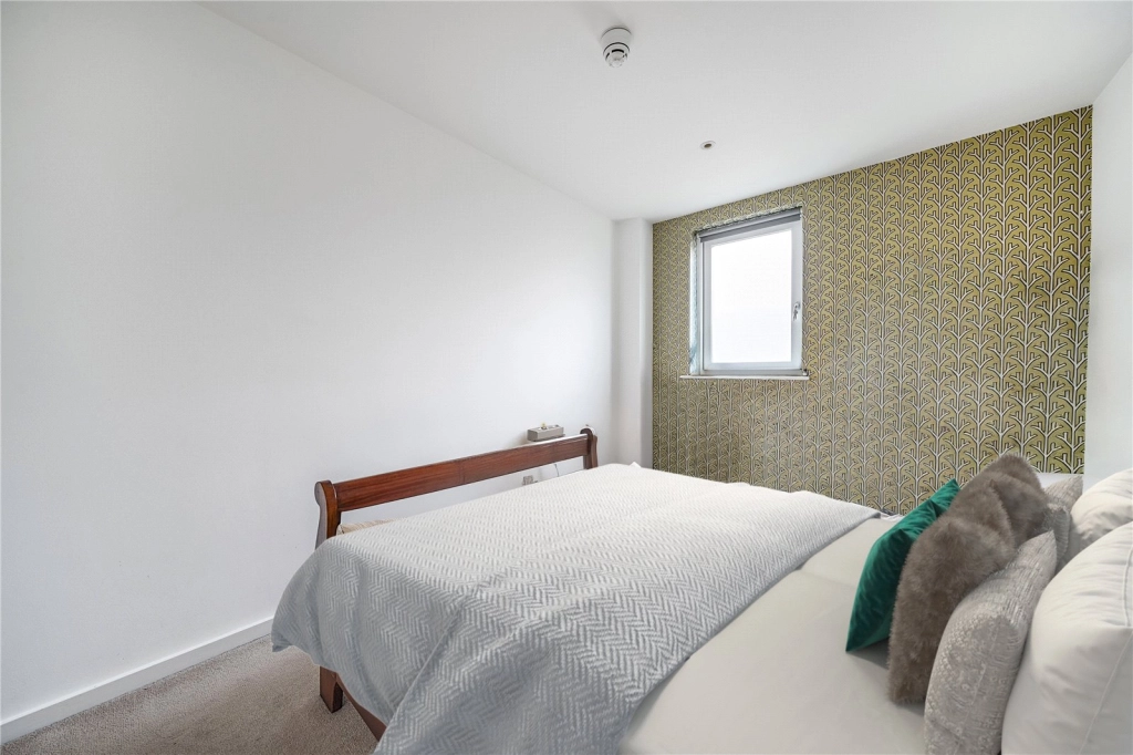 1 bedroom apartments/flats for sale in Wharf Road, Angel - N1 view 5