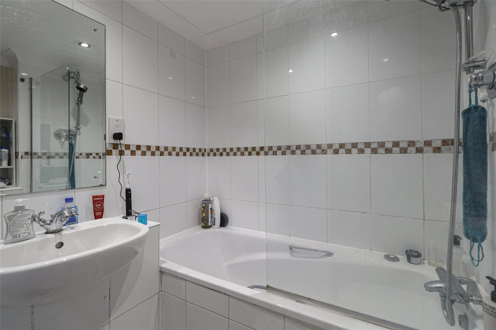 1 bedroom apartments/flats for sale in Ludgate Hill, St Paul's - EC4M view 6