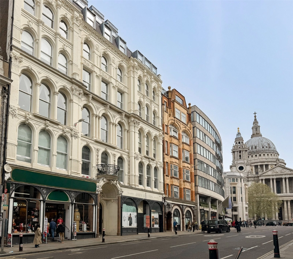 1 bedroom apartments/flats for sale in Ludgate Hill, St Paul's - EC4M view 18