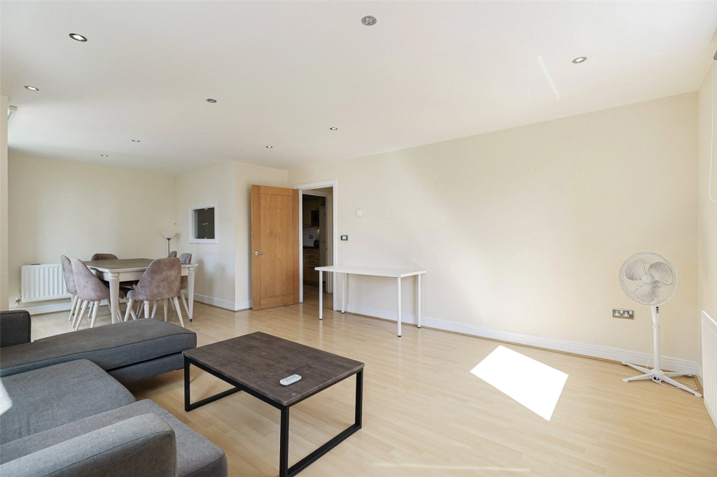 3 bedrooms apartments/flats for sale in Wards Wharf Approach, Pontoon Dock - E16 view 13