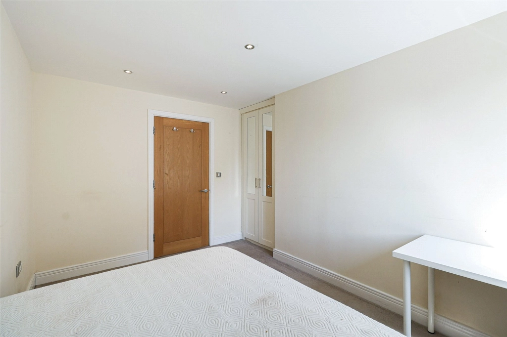 3 bedrooms apartments/flats for sale in Wards Wharf Approach, Pontoon Dock - E16 view 15