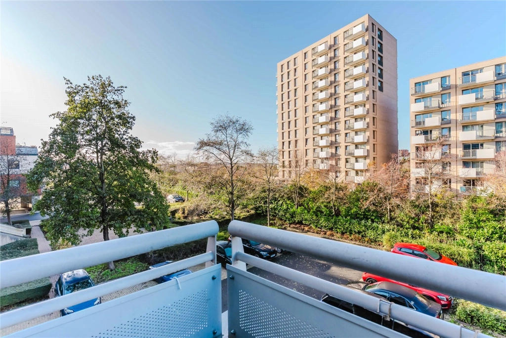 3 bedrooms apartments/flats for sale in Wards Wharf Approach, Pontoon Dock - E16 view 10