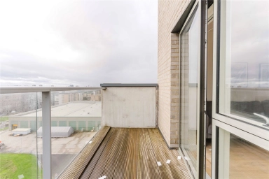 Magellan Boulevard, Gallions Reach - E16 view 13