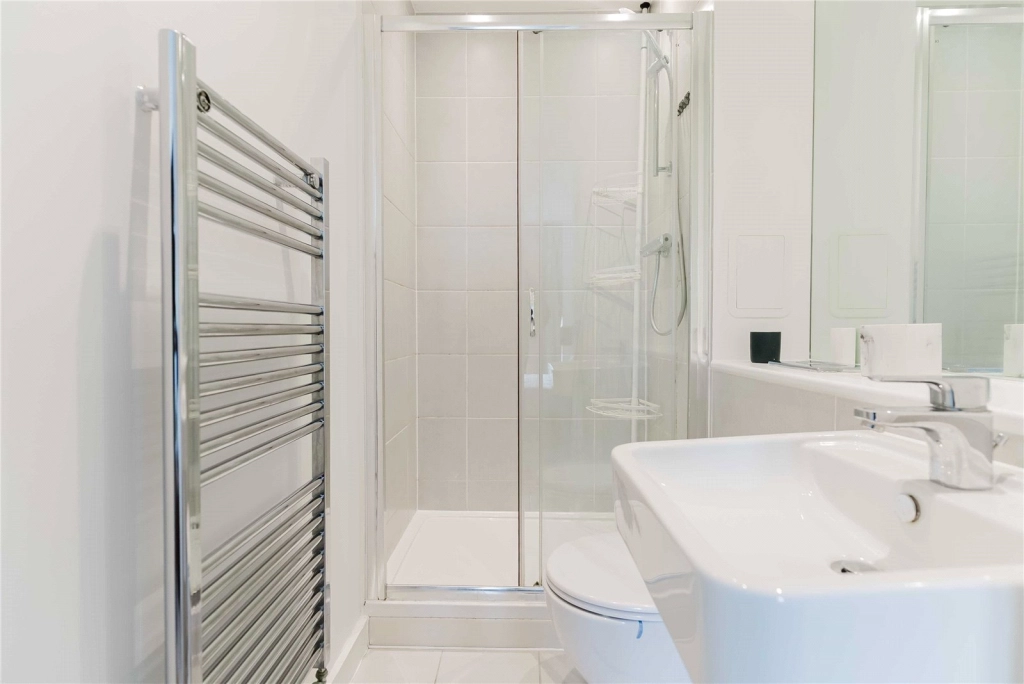 2 bedrooms apartments/flats for sale in Magellan Boulevard, Gallions Reach - E16 view 23