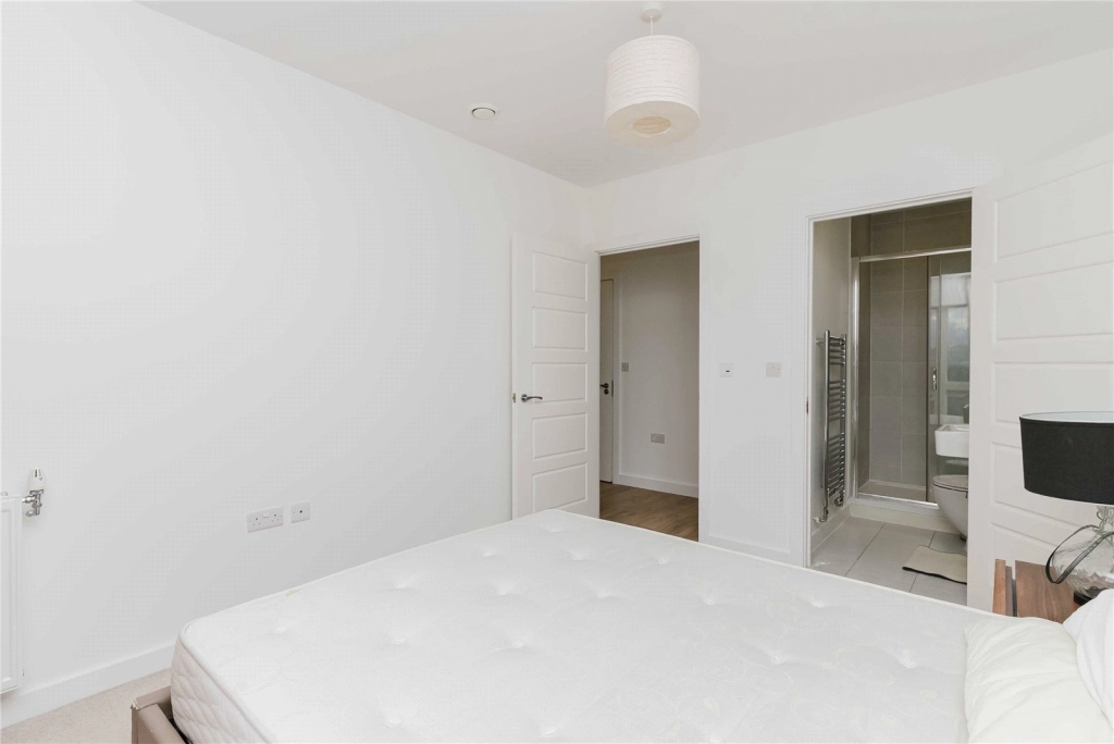 2 bedrooms apartments/flats for sale in Magellan Boulevard, Gallions Reach - E16 view 19