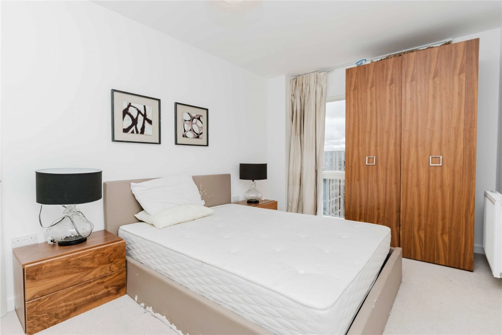 2 bedrooms apartments/flats for sale in Magellan Boulevard, Gallions Reach - E16 view 6