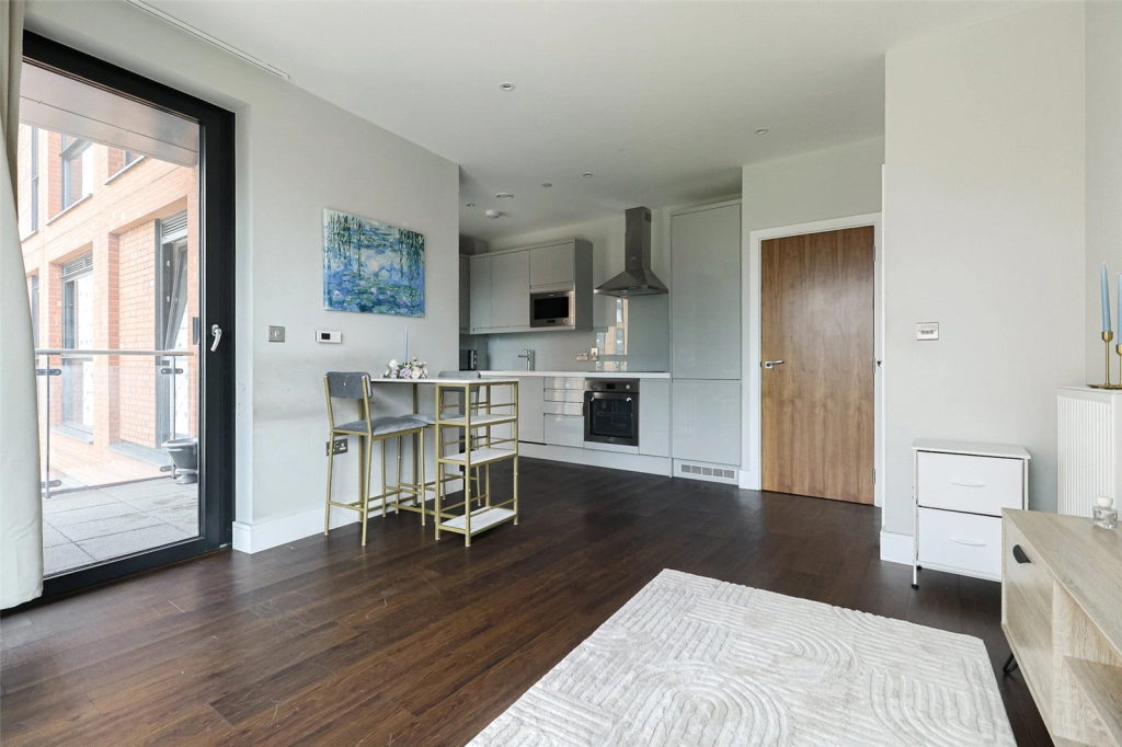 1 bedroom apartments/flats for sale in Leamouth Road, East India - E14 view 9