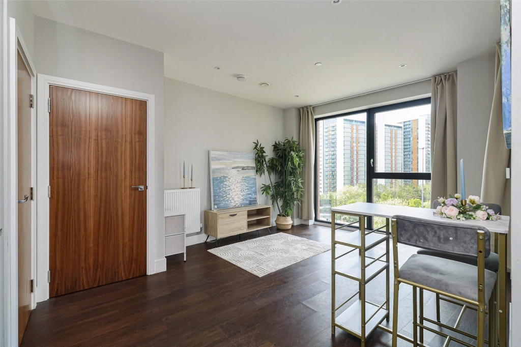 1 bedroom apartments/flats for sale in Leamouth Road, East India - E14 view 8