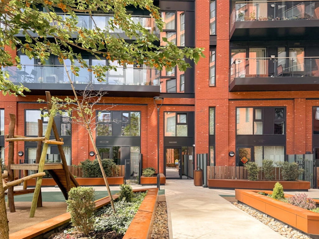 1 bedroom apartments/flats for sale in Leamouth Road, East India - E14 view 21