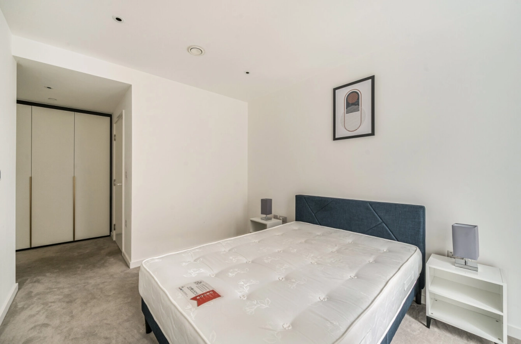 2 bedrooms apartments/flats for sale in Cendal Crescent, Whitechapel - E1 view 17