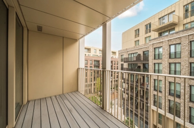 Cendal Crescent, Whitechapel - E1 view 14