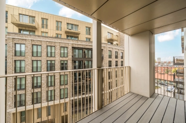 Cendal Crescent, Whitechapel - E1 view 5