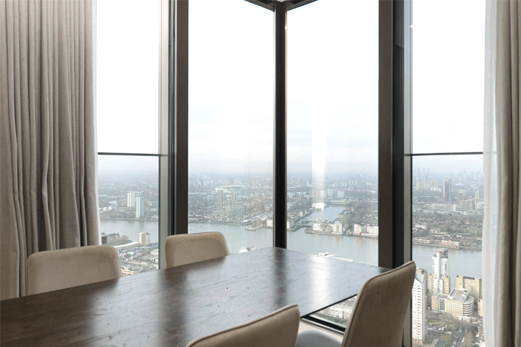 2 bedrooms apartments/flats for sale in Marsh Wall, South Quay - E14 view 4