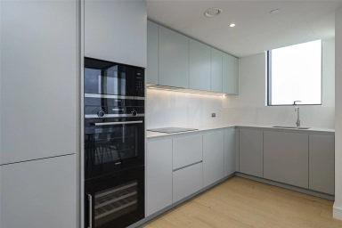 Marsh Wall, South Quay - E14 view 3