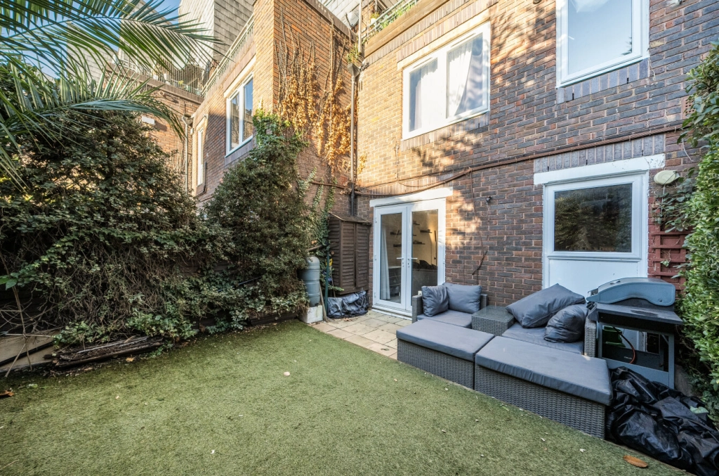 1 bedroom apartments/flats for sale in Crofts Street, Tower Hill - E1 view 11