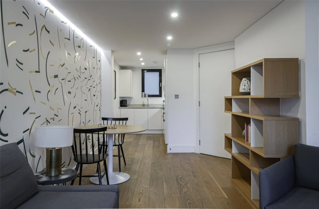 1 bedroom apartments/flats for sale in Commercial Road, Whitechapel - E1 view 12