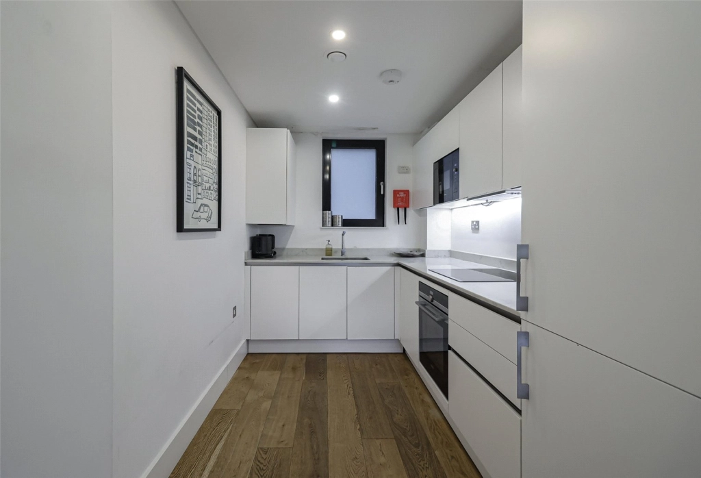 1 bedroom apartments/flats for sale in Commercial Road, Whitechapel - E1 view 14
