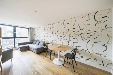 Commercial Road, Whitechapel - E1 view 10