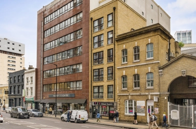 Commercial Road, Whitechapel - E1 view 16
