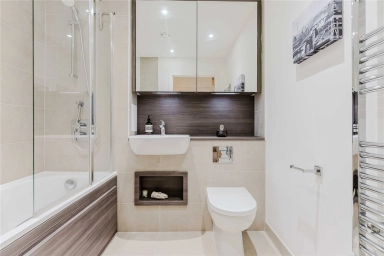 Shipbuilding Way, Upton Park - E13 view 21