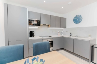 Shipbuilding Way, Upton Park - E13 view 9