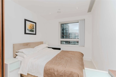 Lincoln Plaza, South Quay - E14 view 15